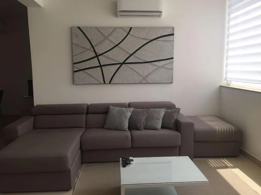 The One - 4 Bedroom St Julian'S Saint Julian's 0*,  Malta